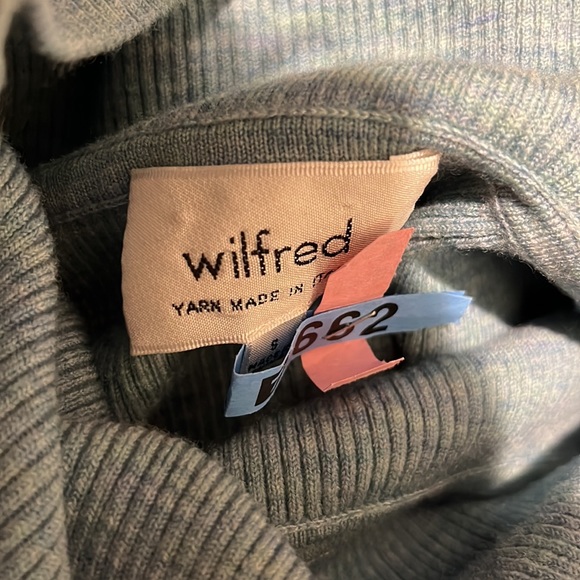 Aritzia Wilfred off shoulder blue wool sweater S - Picture 7 of 8